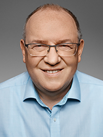 Jaroslav Slivoně - Director financiero